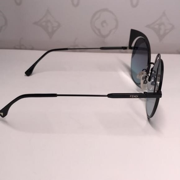 New Authentic Stylish Black and Blue Cat-Eye Sunglasses FF0215/S 0LBJF - Picture 10 of 12